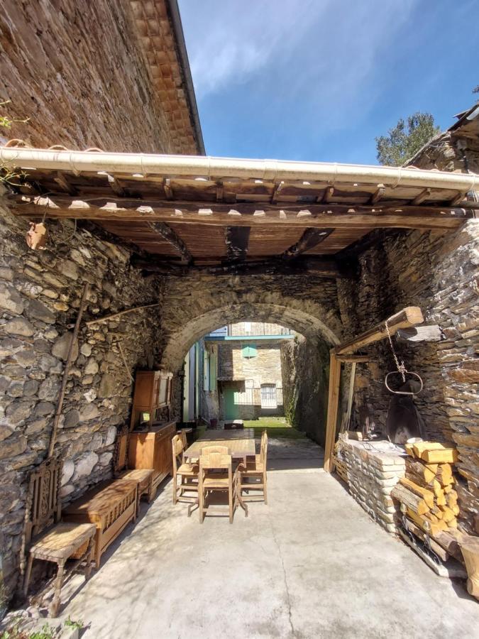 Saumane Chambres D'Hotes Dans Mas Avec Jardin En Bord De Riviere מראה חיצוני תמונה